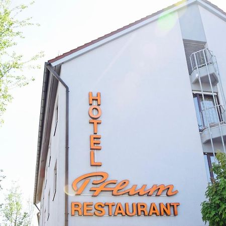 Hotel Pflum Mit Gaestehaus Nuertingen Dış mekan fotoğraf